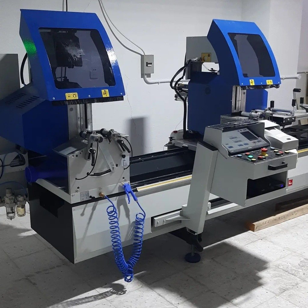 ماكينة القطع ثنائية الرأس CNC